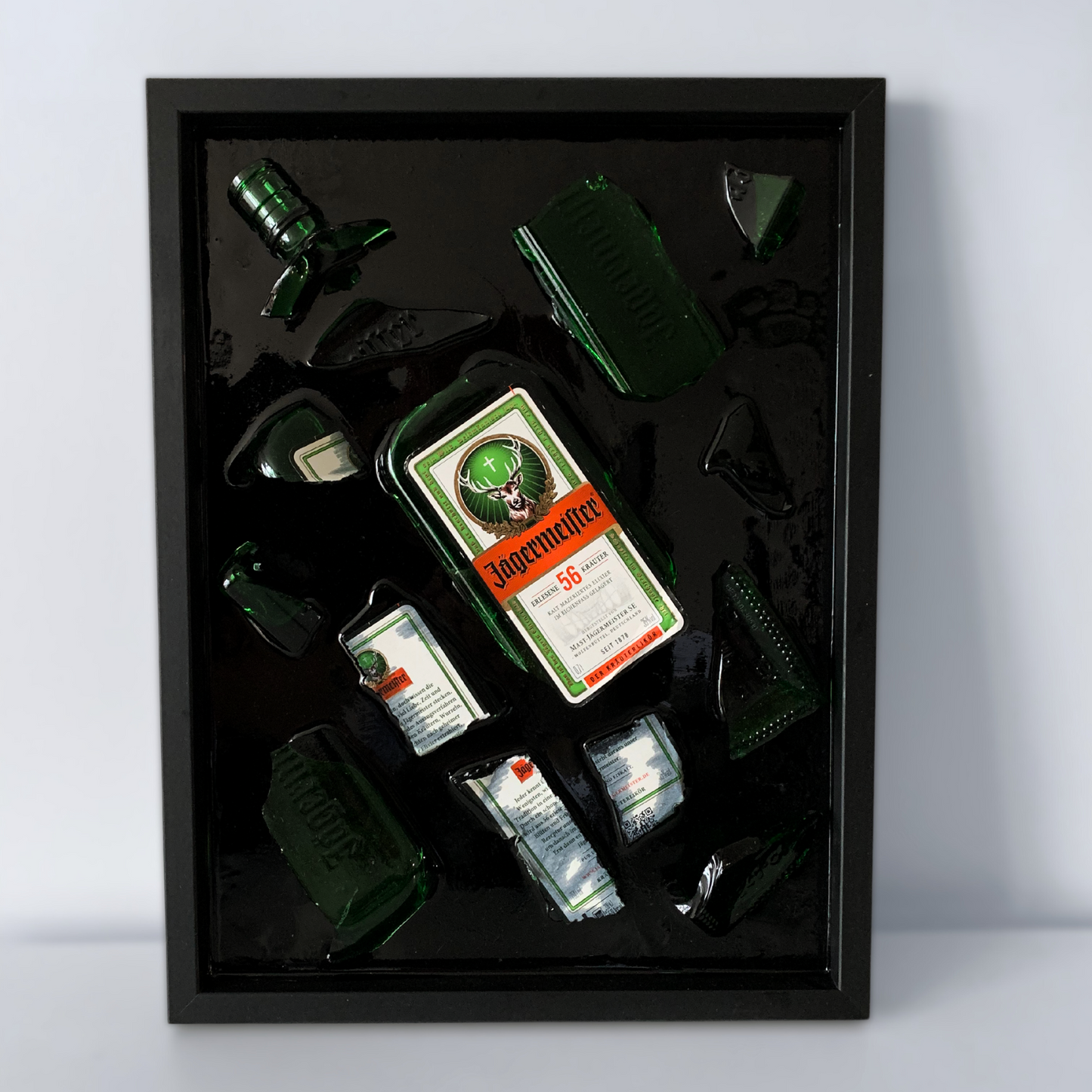 Tableau Bouteille Cassée Jagermeister